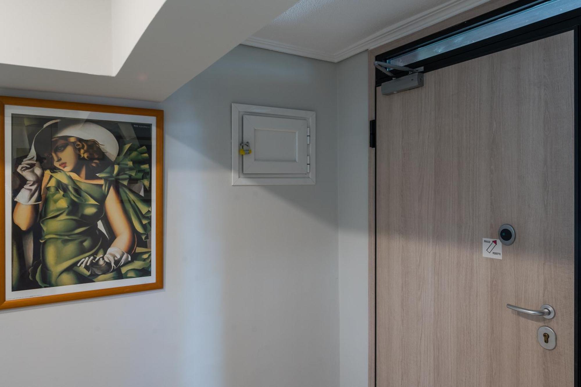 אתונה Glyfada'S Cosy Apartments מראה חיצוני תמונה