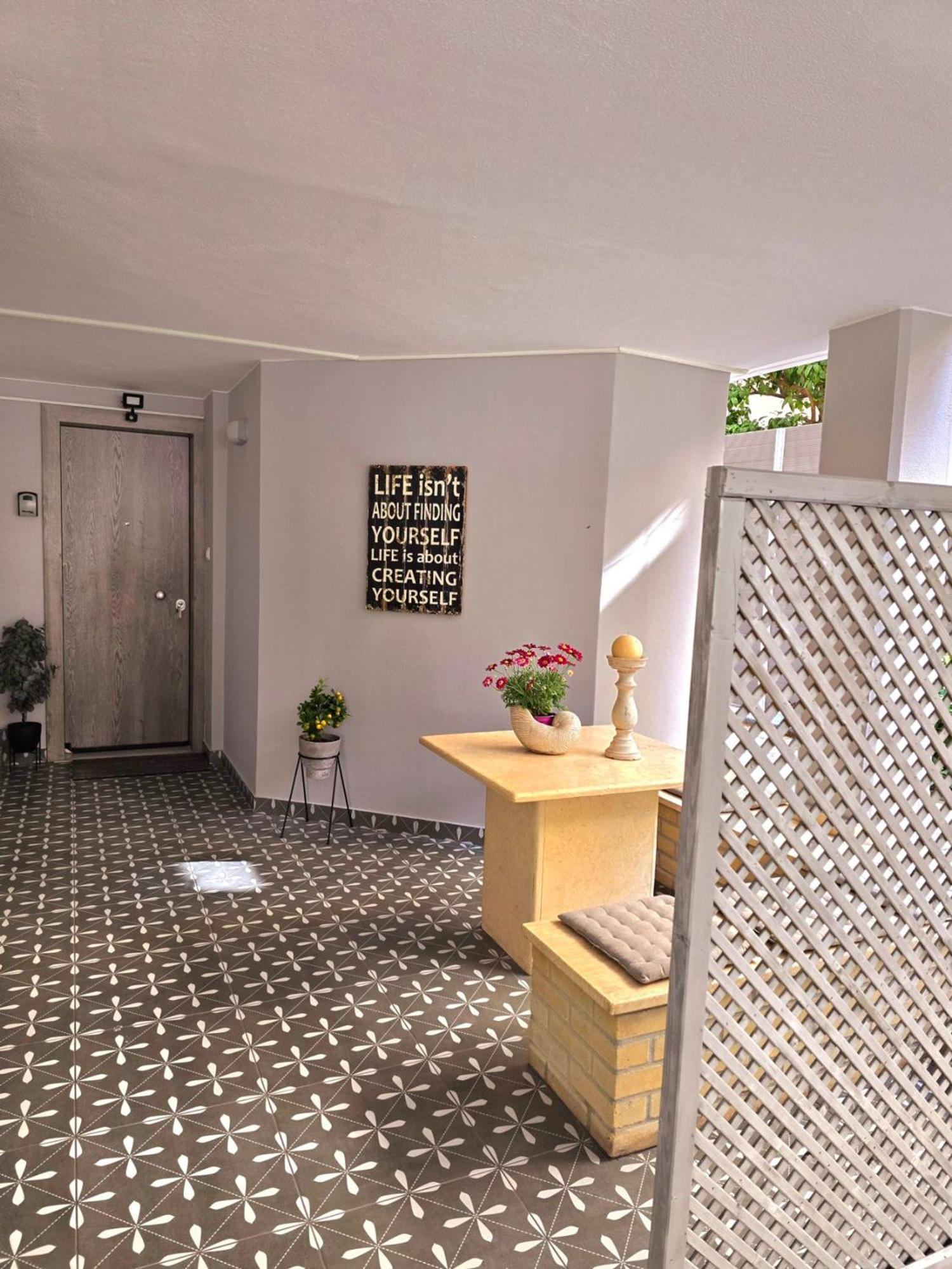 אתונה Glyfada'S Cosy Apartments מראה חיצוני תמונה